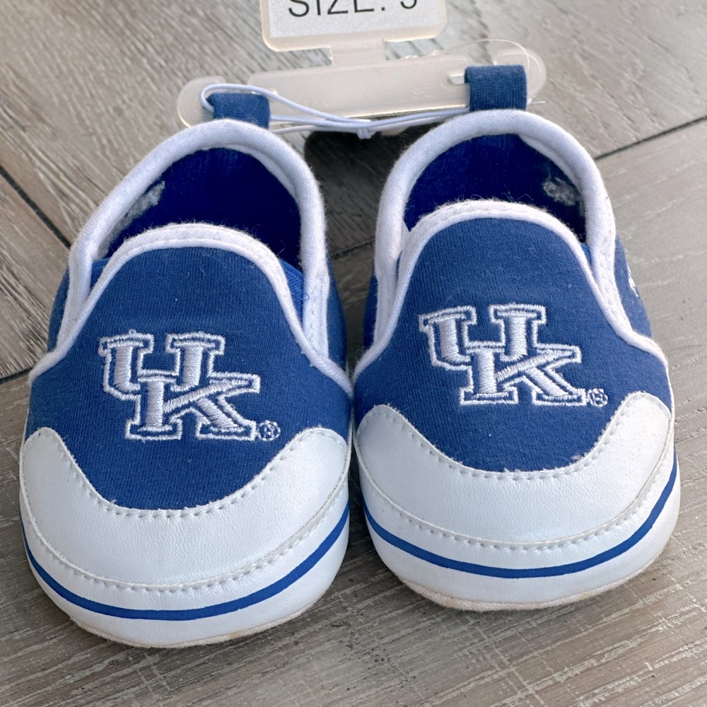 NWT UK Kentucky Wildcat Baby Shoes